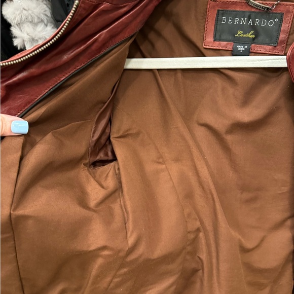 Red Leather Bernardo jacket. Size small. Only worn a couple of times. Like new. - Picture 3 of 5